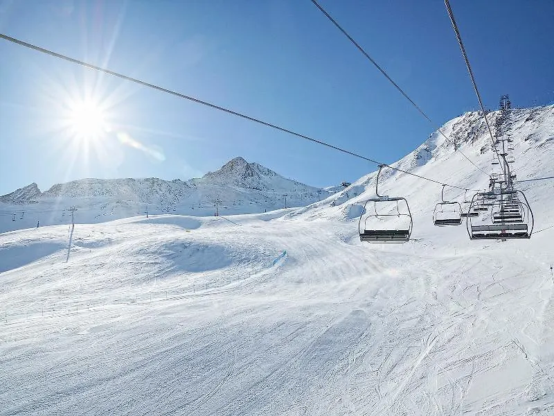 Tarter Pirineos 3000 Apts Ransol Hotel