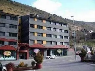 Tarter Pirineos 3000 Apts Ransol Andorre